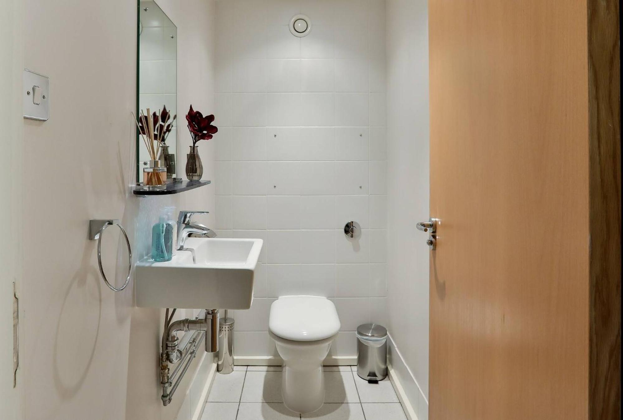 Wild Roses Serviced Apartments - Excel Warehouse 1 ลอนดอน ภายนอก รูปภาพ