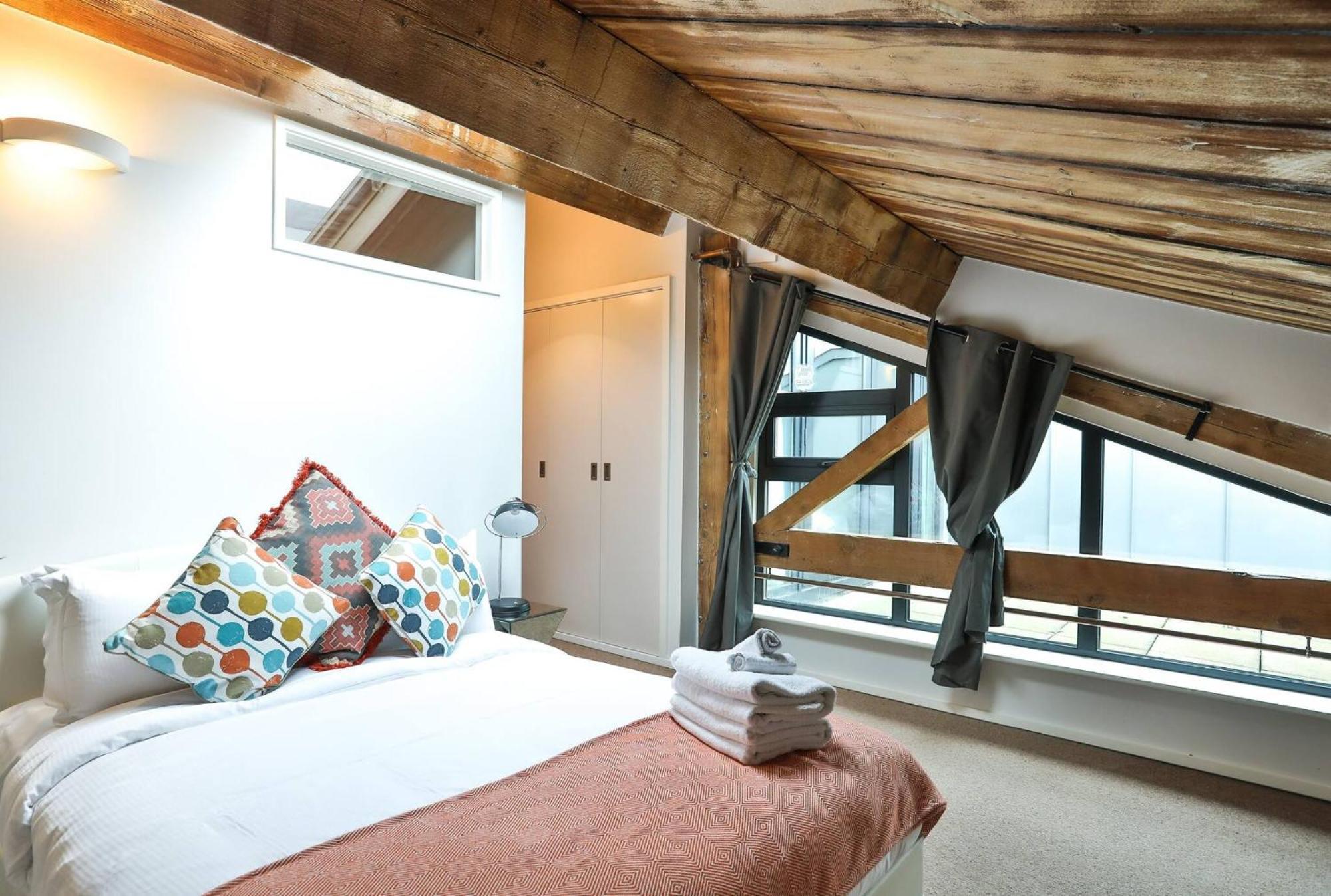 Wild Roses Serviced Apartments - Excel Warehouse 1 ลอนดอน ภายนอก รูปภาพ
