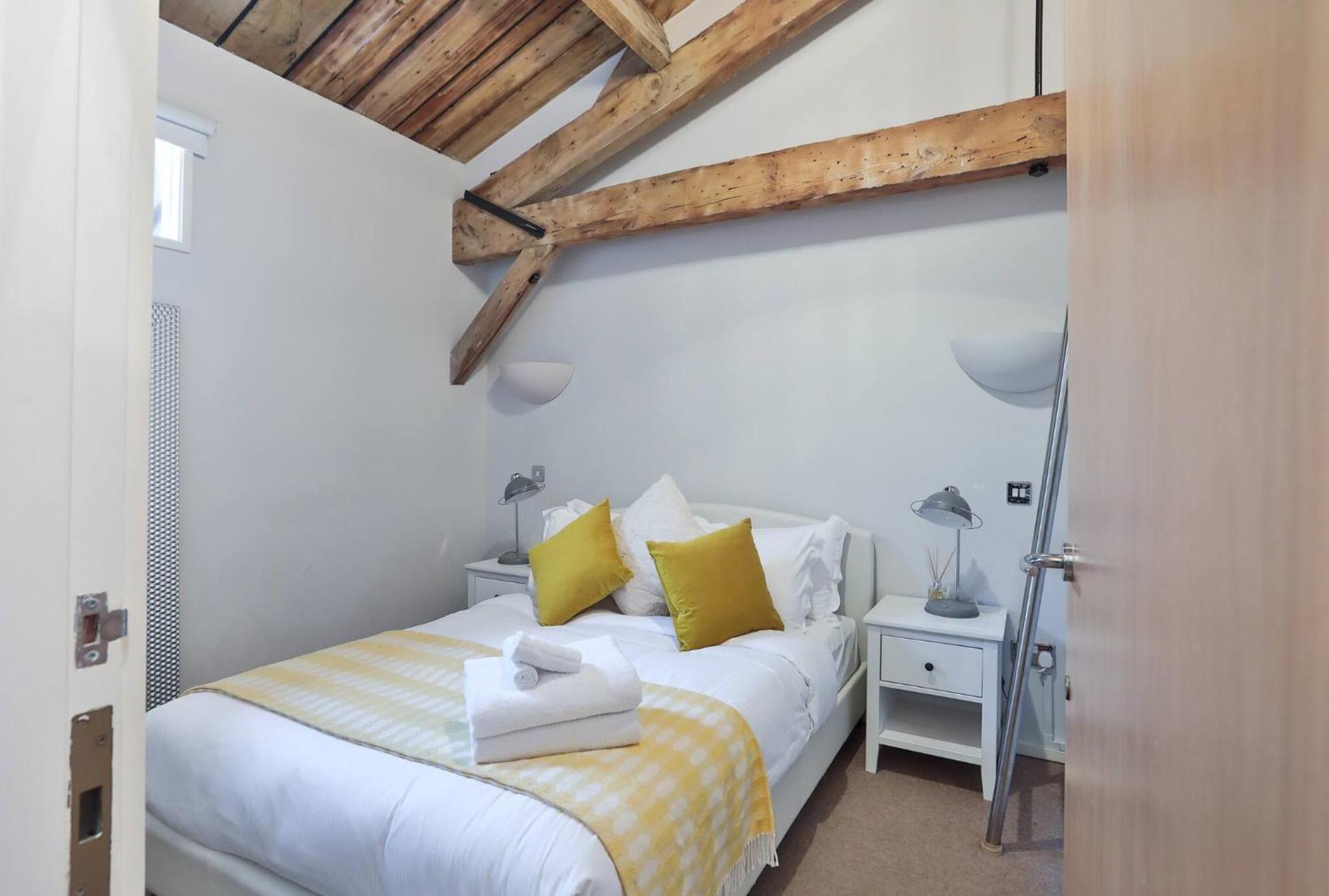 Wild Roses Serviced Apartments - Excel Warehouse 1 ลอนดอน ภายนอก รูปภาพ